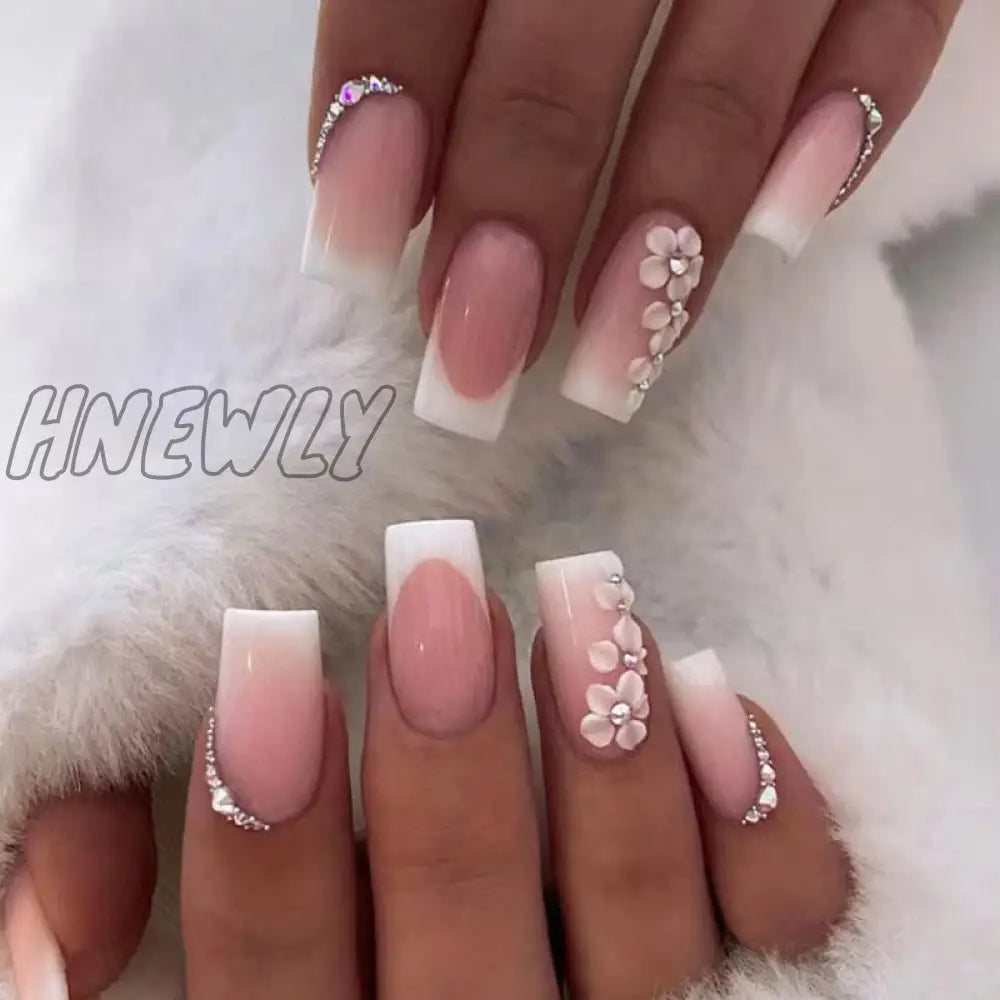 24Pcs Glitter Pink Gradient False Nails Wearable French Fake Nail With Rhinestone Designs Short