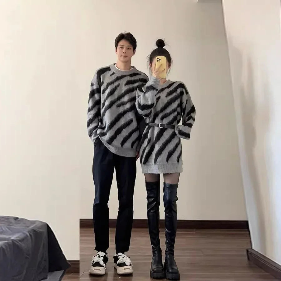 pantsparadises Valentines Day Women's zebra Gothic Pullover Knitted Torn Sweater Harajuku 90s Aesthetic Y2k Long Sleeves Sweaters Jumper Vintage 2000s Clothes