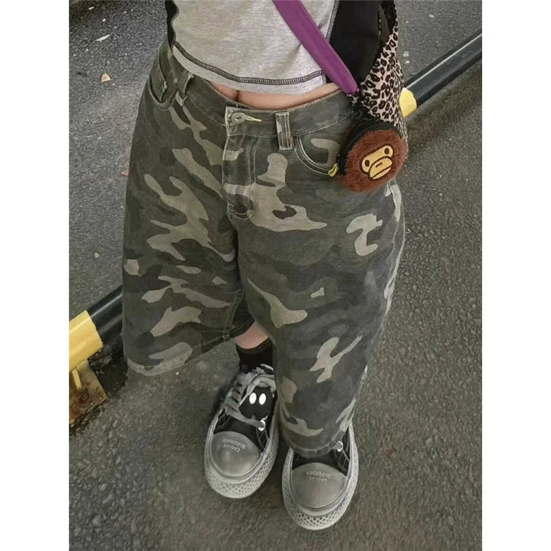 pantsparadises Womens Short Summer Camouflage High Waist Jeans Y2K Straight Calf-Length Pants Trousers Streetwear Vintage Wide Leg Denim Shorts