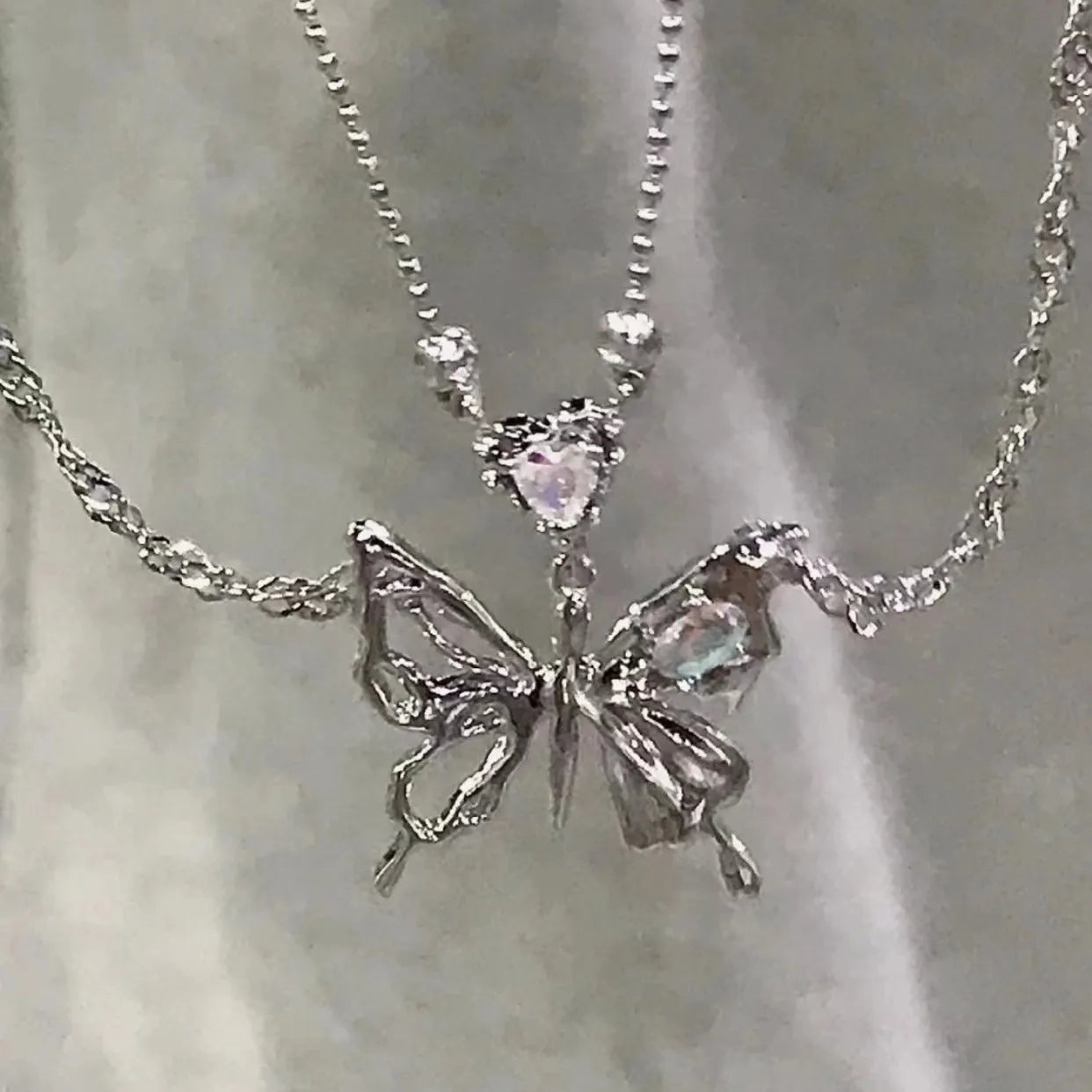 Y2K Crystal Butterfly Pendant Necklace Women Light Luxury Egirl Punk Heart Grunge Clavicle Chain Fashion Jewelry Party Gift