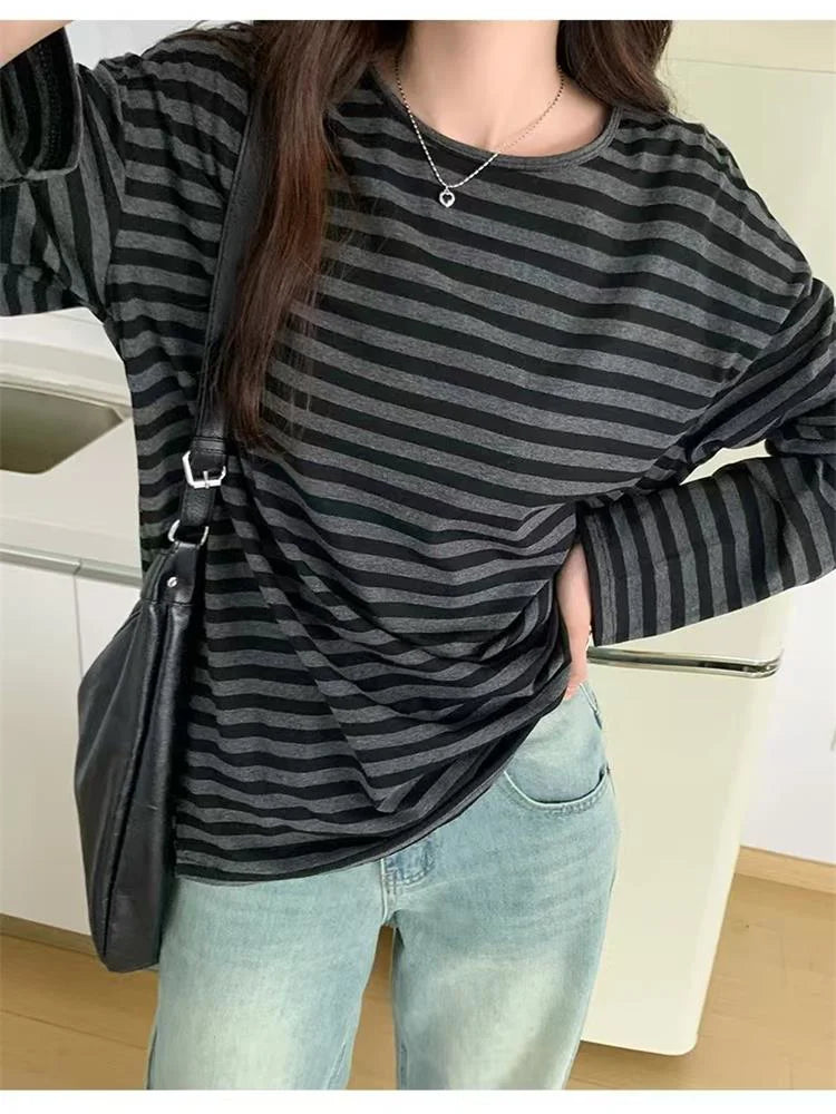 pantsparadises Autumn Women Harajuku Striped T Shirt Long Sleeve O-Neck Casual Oversize Top Femme Streetwear Black Grey Loose Street Tops Y2K