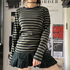 pantsparadises y2k Women T Shirt Streetwear Striped Long Sleeve T-Shirt Pullover Tops Teen Girl T-Shirt 2000s Aesthetic Gothic Clothes