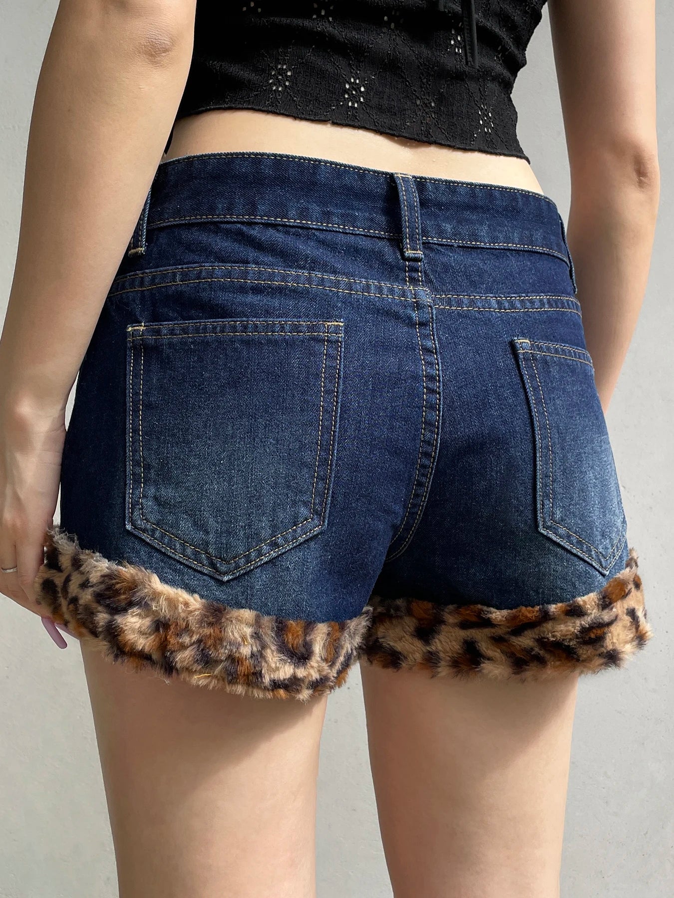 pantsparadises Retro Leopard Print Patchwork Shorts Y2k Streetwear Slim Jean Pants Low Rise Buttons Fashion Short Pants New Trousers