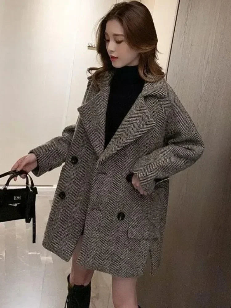 Women's Wool Coat New Vintage Loose Button Coats and Jackets Women Thickening Warm Fashion Long Sleeved Coats for Women Coat