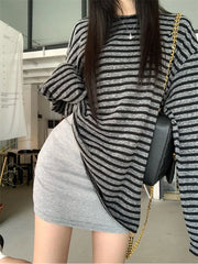 pantsparadises Autumn Women Harajuku Striped T Shirt Long Sleeve O-Neck Casual Oversize Top Femme Streetwear Black Grey Loose Street Tops Y2K