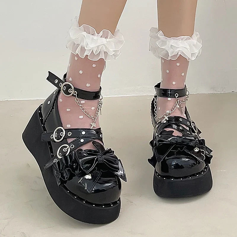 pantsparadises Y2K Metal Chains Punk Gothic Shoes Women Black Patent Leather Buckle Strap Wedges Pumps Woman Thick Platform Rivet Lolita Shoes