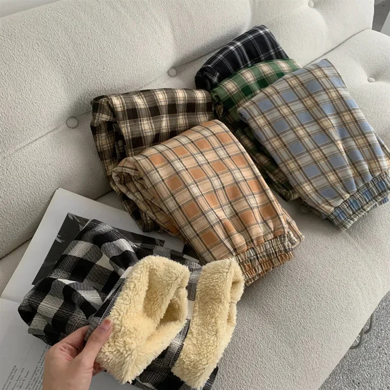 pantsparadises Fashion Warm Plush Pants Cashmere Thick Plaid Ladies Winter Casual Loose Wide-legged Pants Korean Streetwear Students