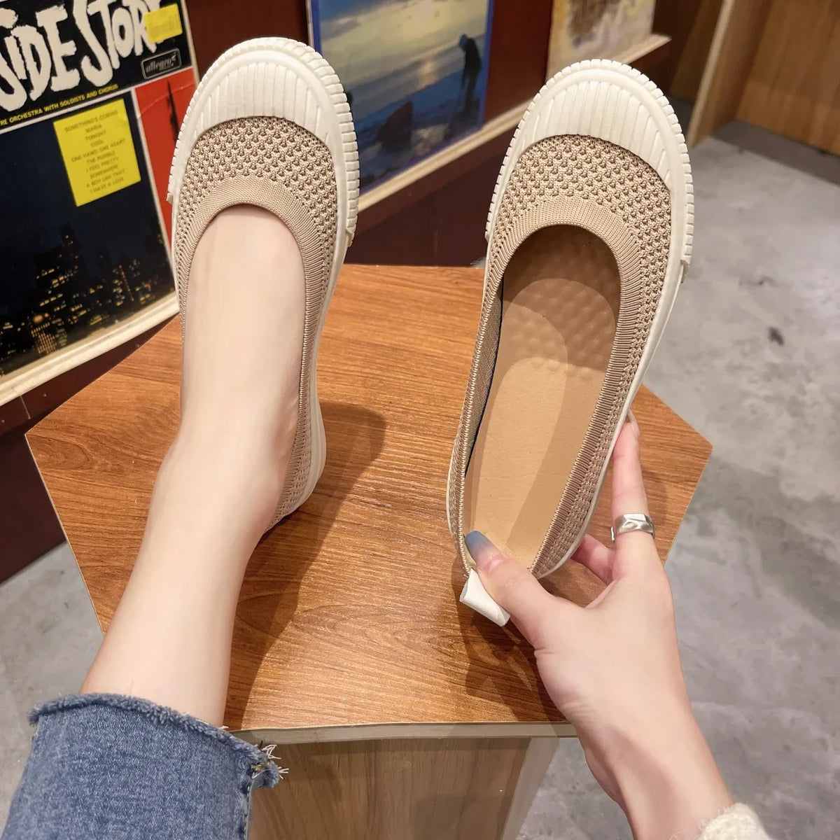 pantsparadises Shallow Mouth Casual Woman Shoe Slip-on Round Toe Female Footwear Loafers With Fur Soft New Slip On Summer Moccasin Dress Leisur