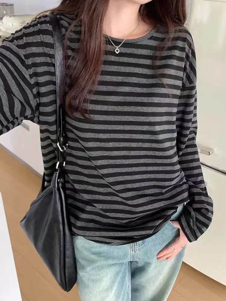 pantsparadises Autumn Women Harajuku Striped T Shirt Long Sleeve O-Neck Casual Oversize Top Femme Streetwear Black Grey Loose Street Tops Y2K