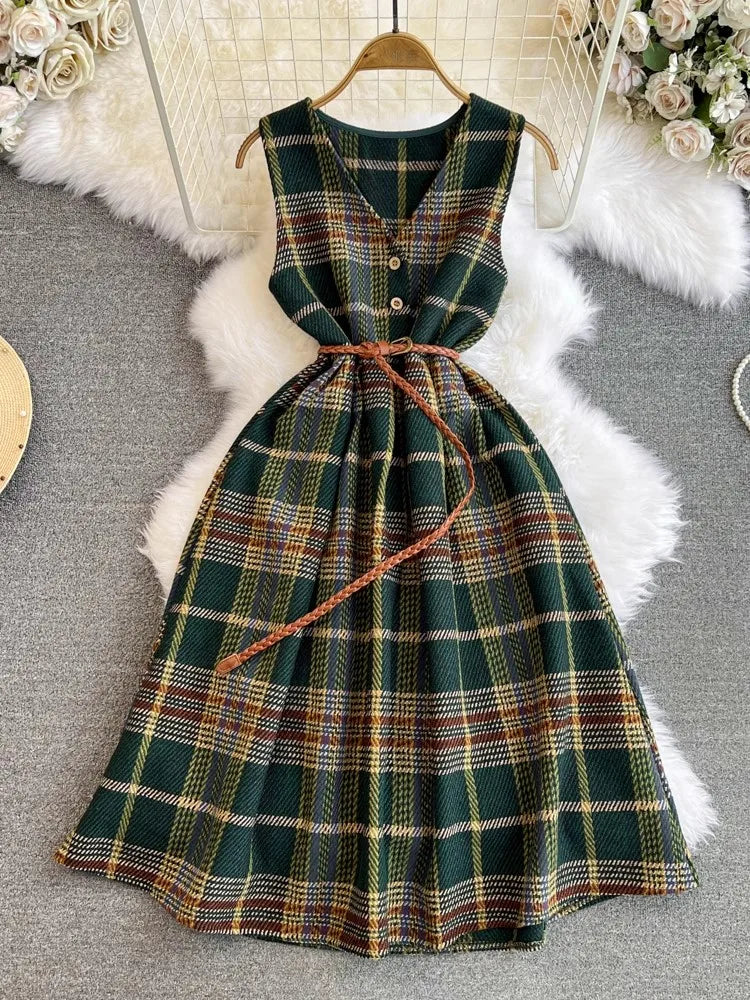 Autumn Winter Plaid Woolen Dress Women Vintage V Neck Sleeveless Long Dress With Belt Streetwear Sundress