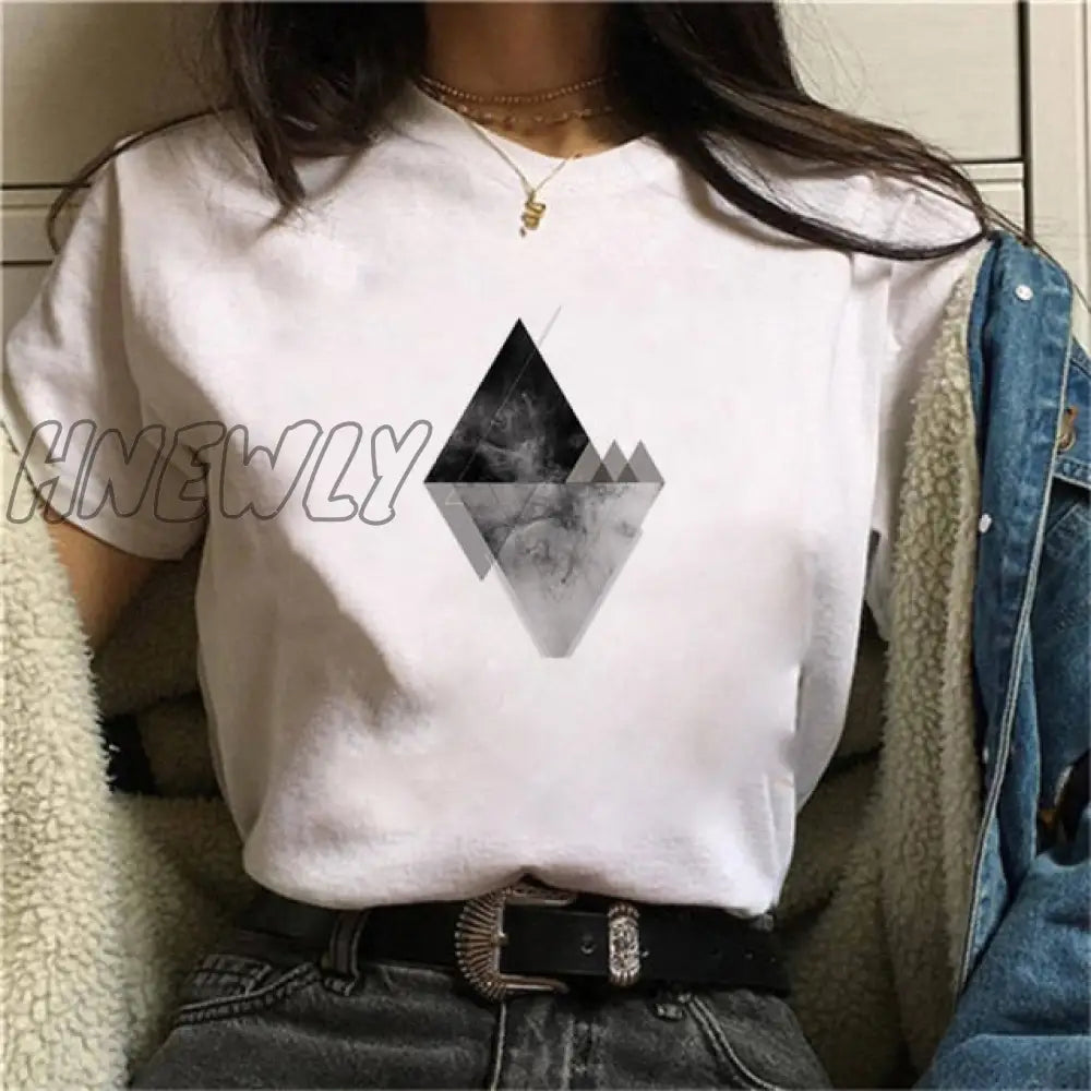 Beautiful Geometry Printed T Shirt Women 90S Graphic T - Shirt Harajuku Tops Tee Cute Short Sleeve