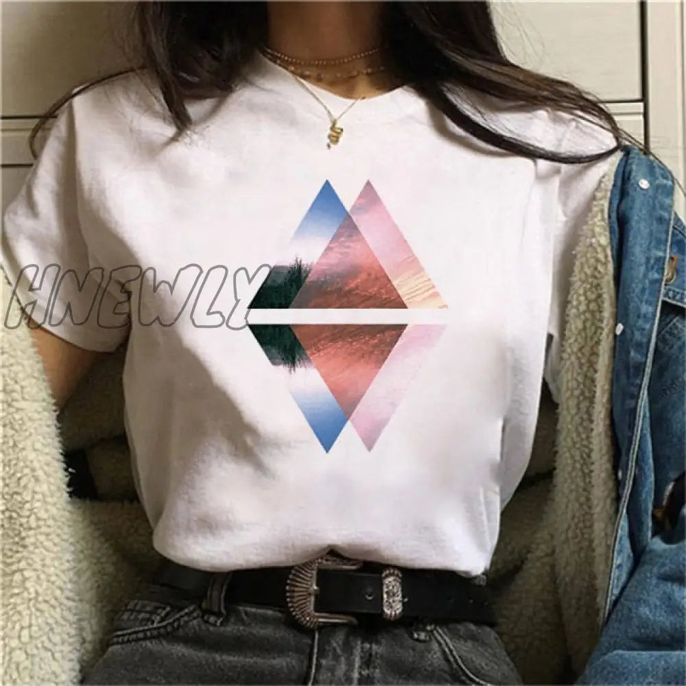 Beautiful Geometry Printed T Shirt Women 90S Graphic T - Shirt Harajuku Tops Tee Cute Short Sleeve